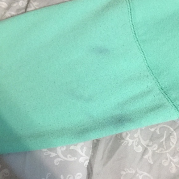 PINK brand pullover - Picture 4 of 4